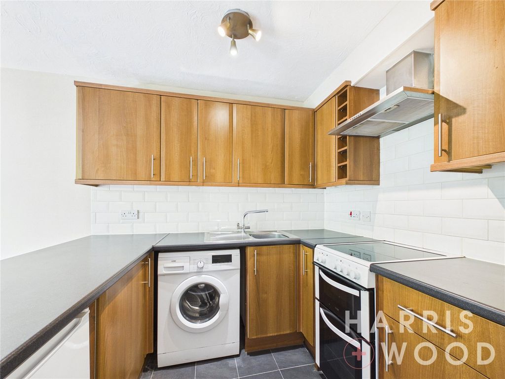 Property photo 3 of 7 Picture No. 17