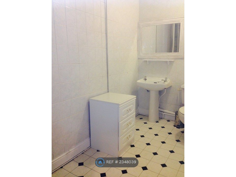 Property photo 2 of 20 Shower Room With Toilet