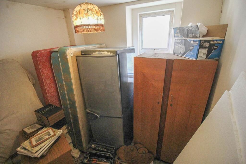 Property photo 3 of 8