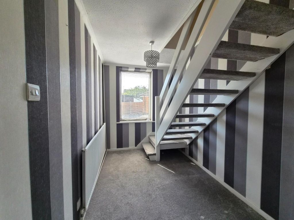 Property photo 3 of 16 5326475