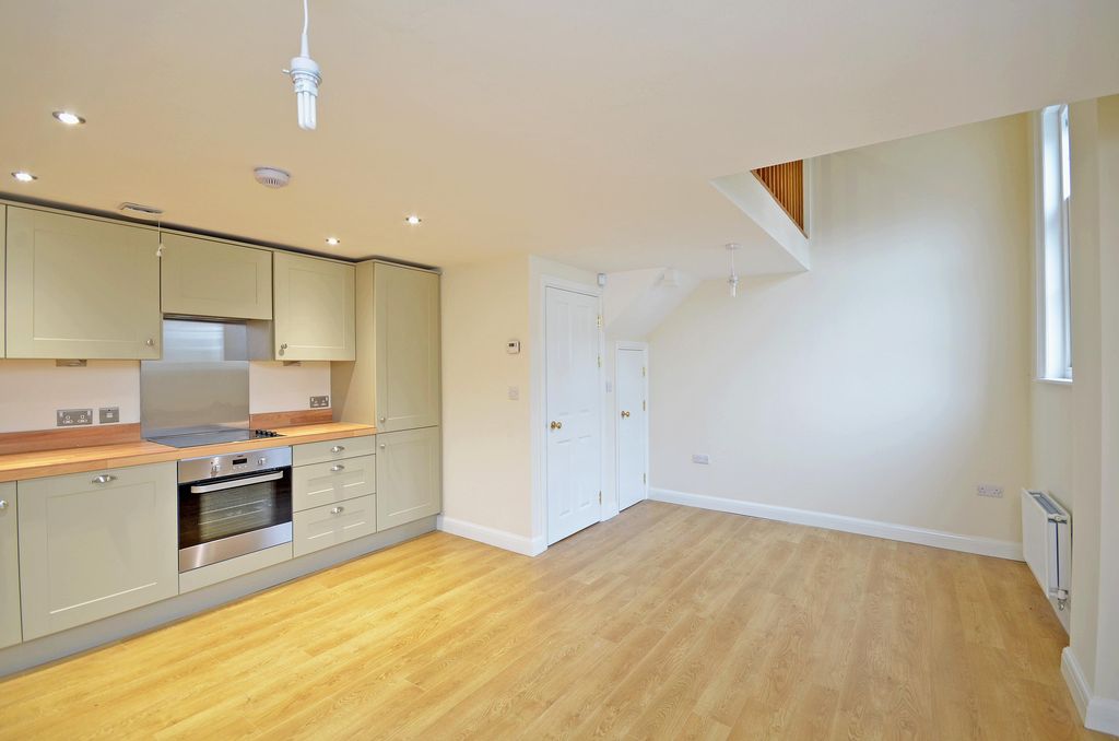 Property photo 2 of 9 Picture 2