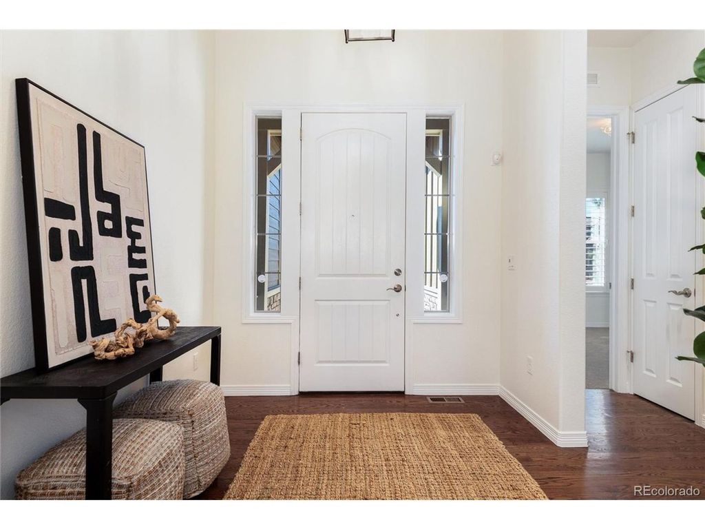 Property photo 2 of 47