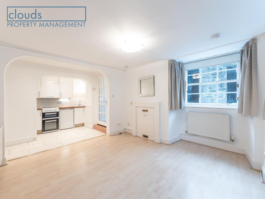 Property photo 2 of 12 Open-Plan Living/Kitchen