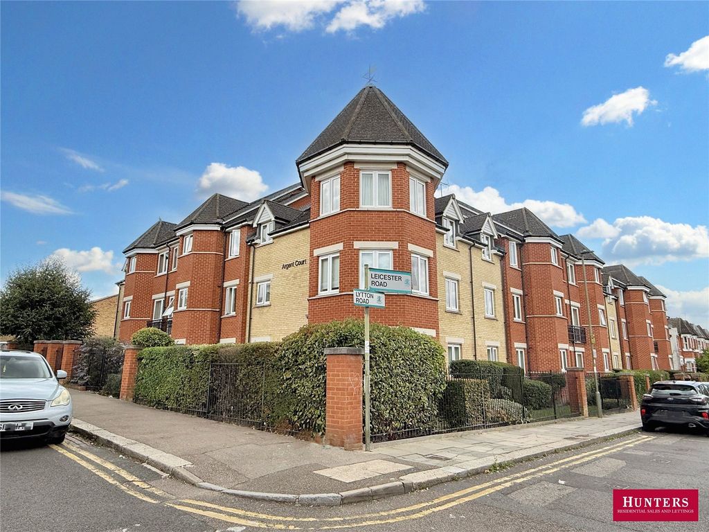 Property photo 1 of 17 Picture No. 21