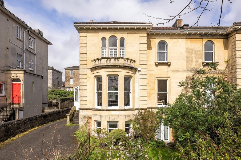 Property photo 1 of 15 Front Elevation