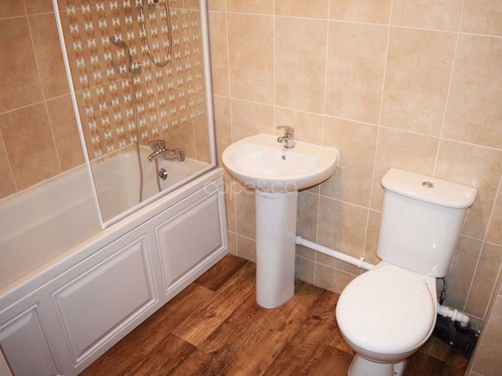 Property photo 2 of 6 1184212