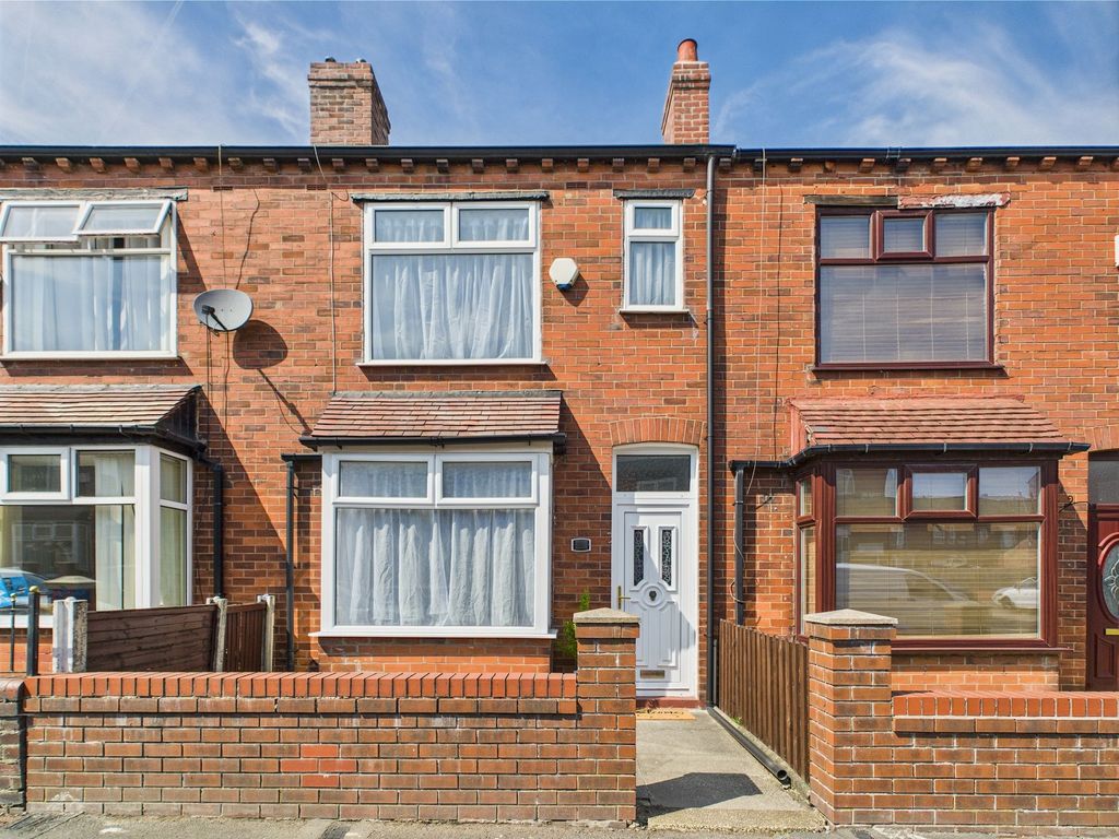Property photo 1 of 18