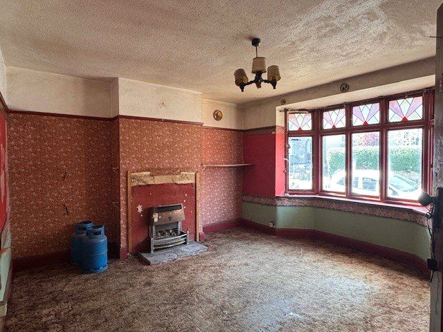 Property photo 2 of 17 Picture No. 16