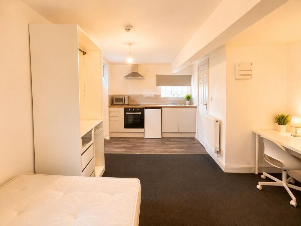 Property photo 2 of 5