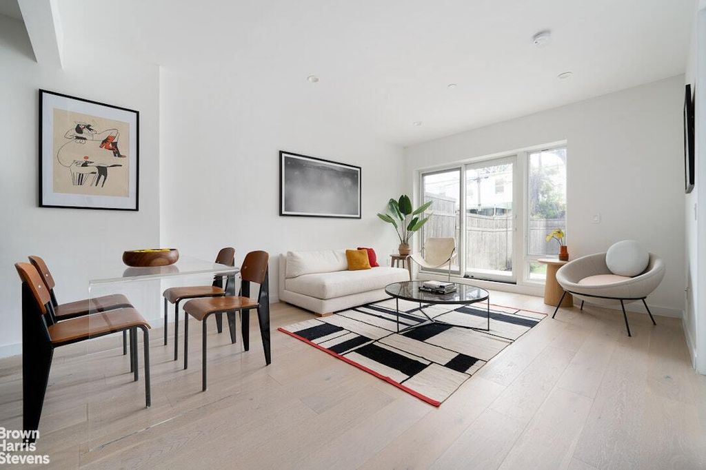 Property photo 3 of 13 <Alttext/>