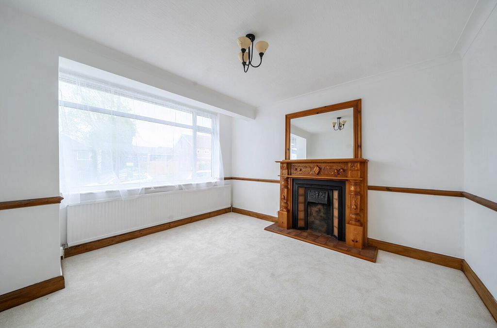 Property photo 2 of 19 1438516-14-69Df9A...