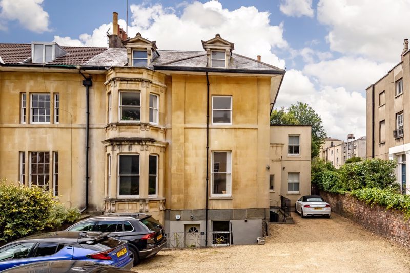 Property photo 1 of 16 External
