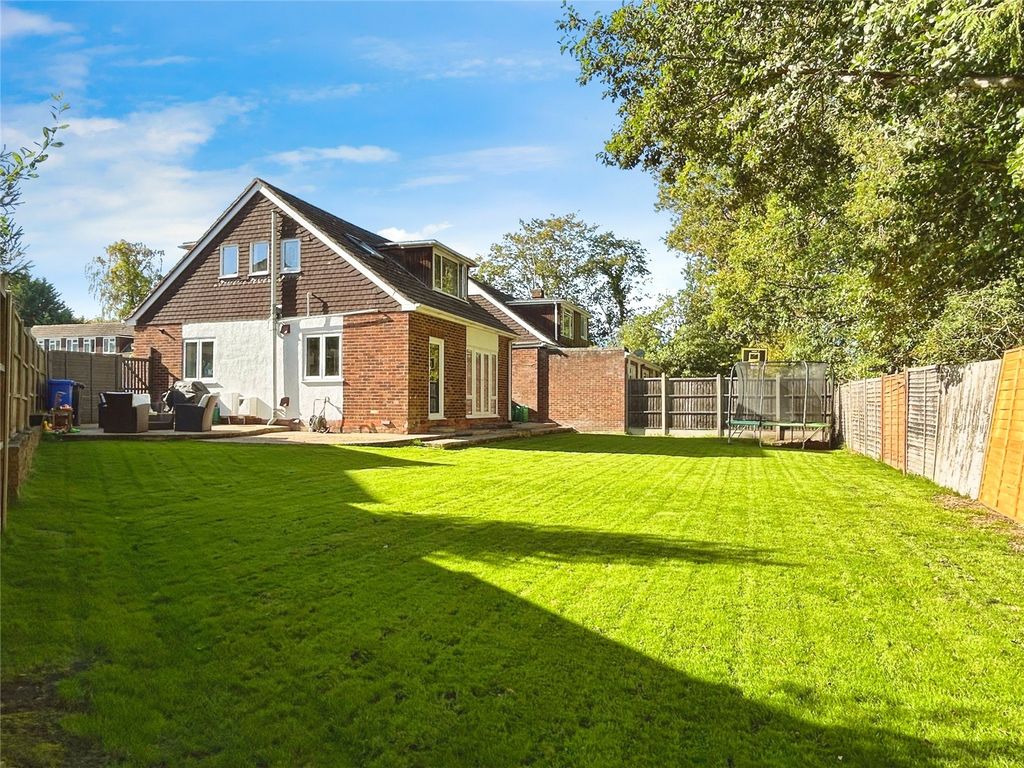 Property photo 2 of 11 Picture No. 08