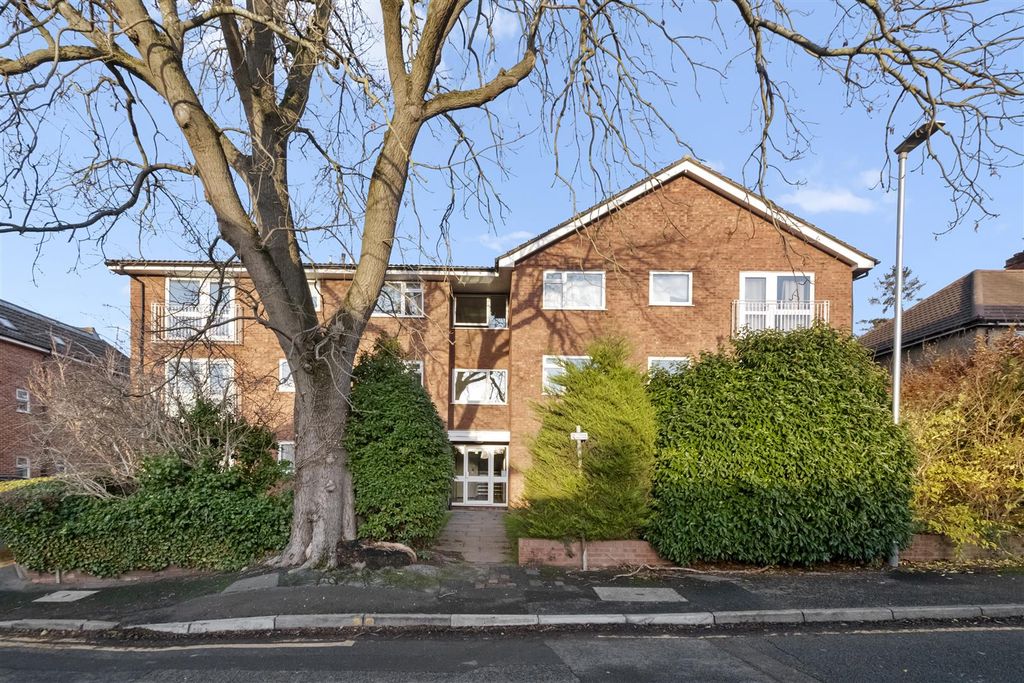 Property photo 1 of 10