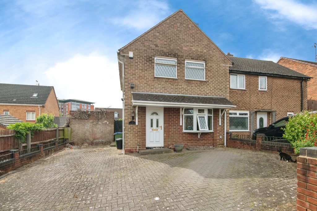 Property photo 1 of 15