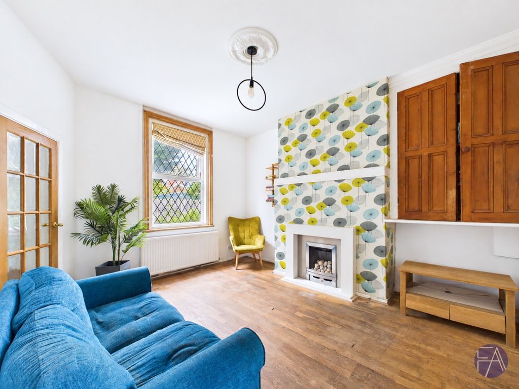 Property photo 2 of 10 5418281