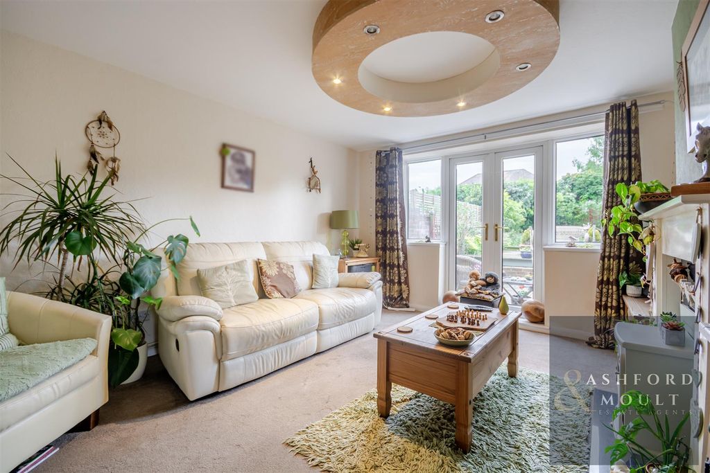 Property photo 2 of 22 Ashford-11.Jpg