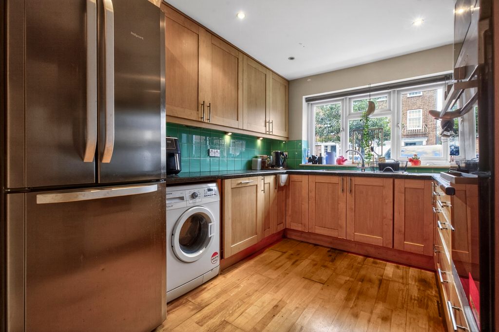 Property photo 3 of 9