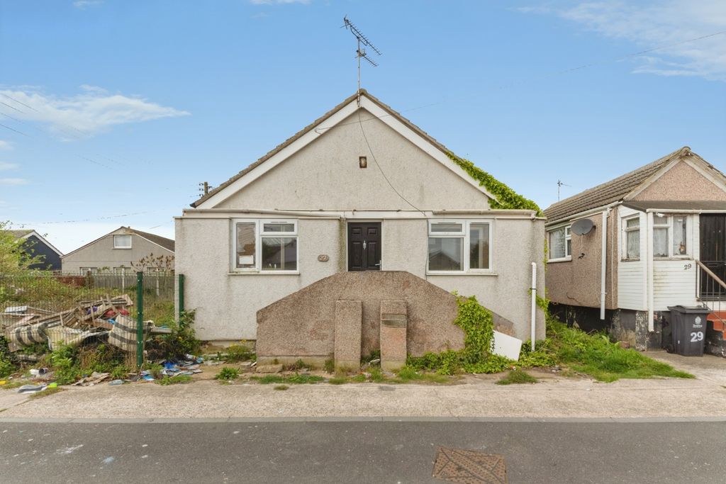 Property photo 1 of 11 Front