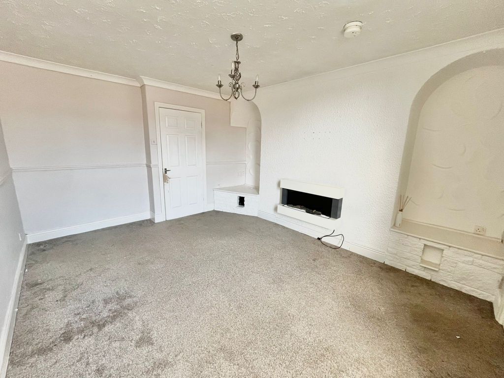 Property photo 2 of 13 Gallery