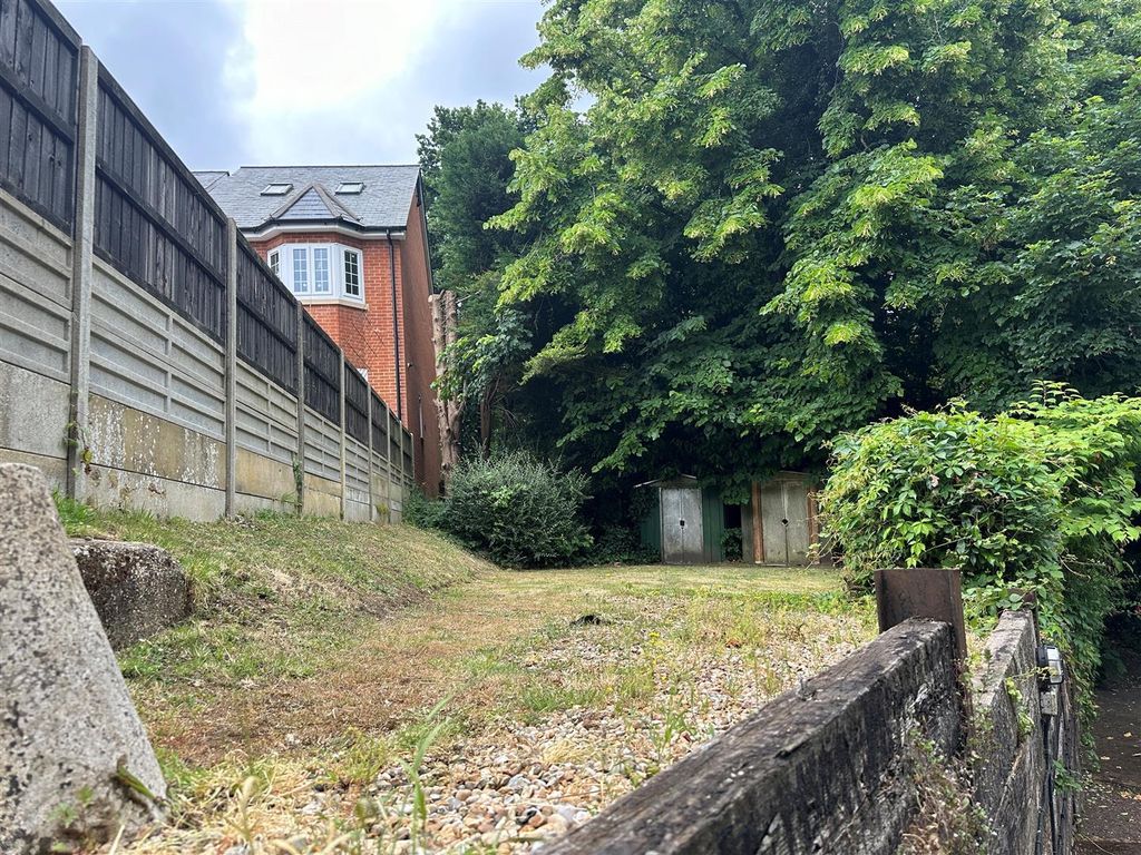 Property photo 3 of 10 3.Jpg