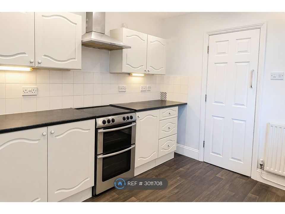 Property photo 2 of 29