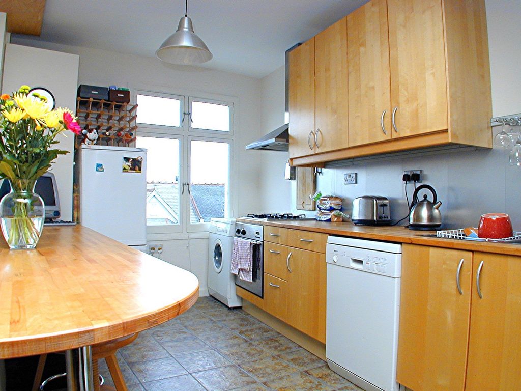 Property photo 2 of 8 Open Plan Kitchen