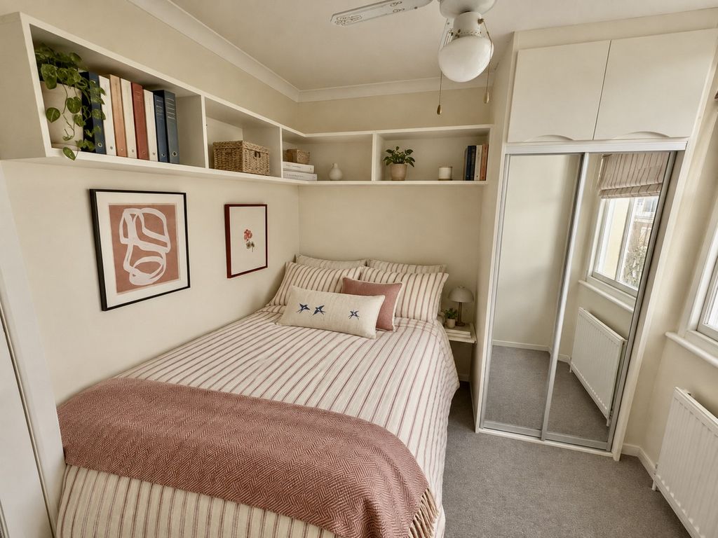 Property photo 3 of 6