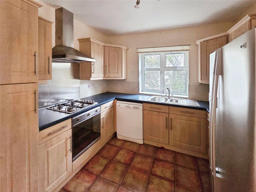 Property photo 3 of 17 Picture No. 12