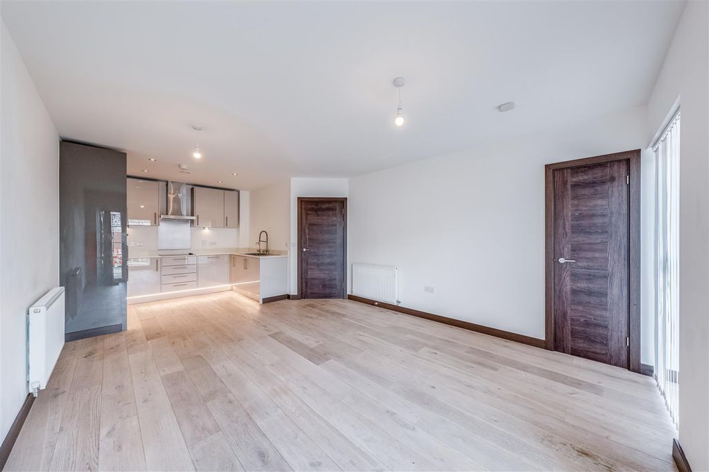 Property photo 3 of 22 Dsc00866Edit.Jpg