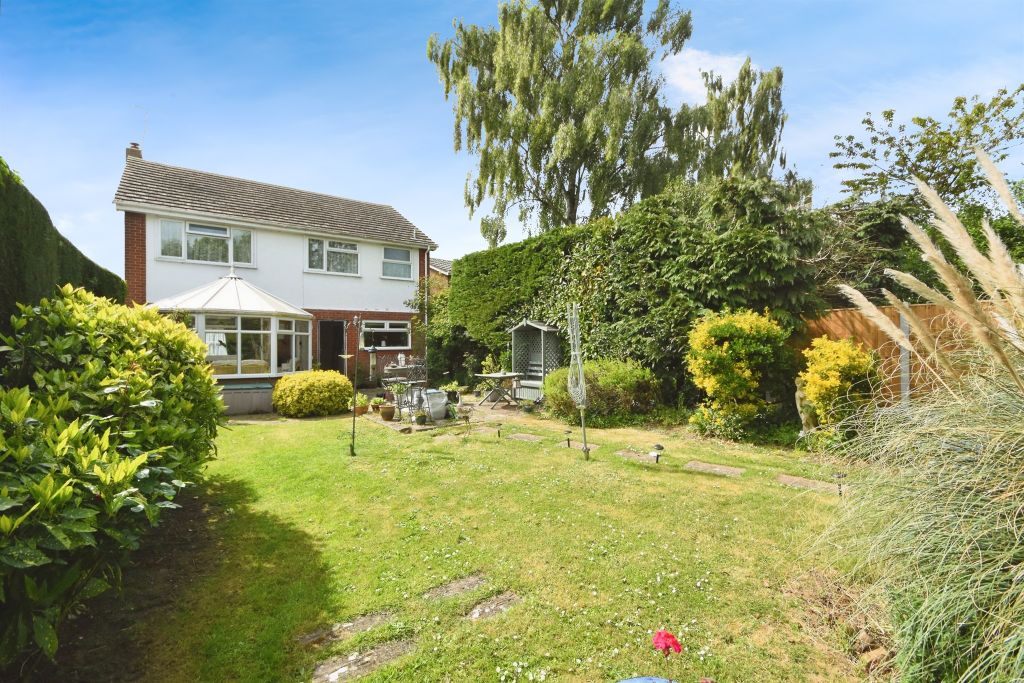 Property photo 2 of 16