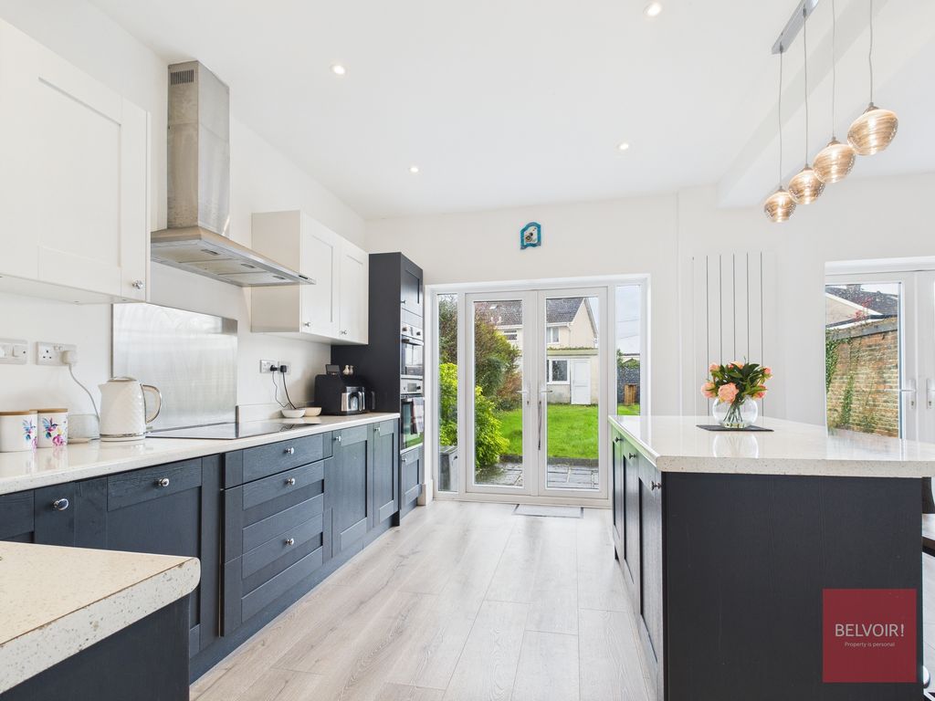 Property photo 1 of 27