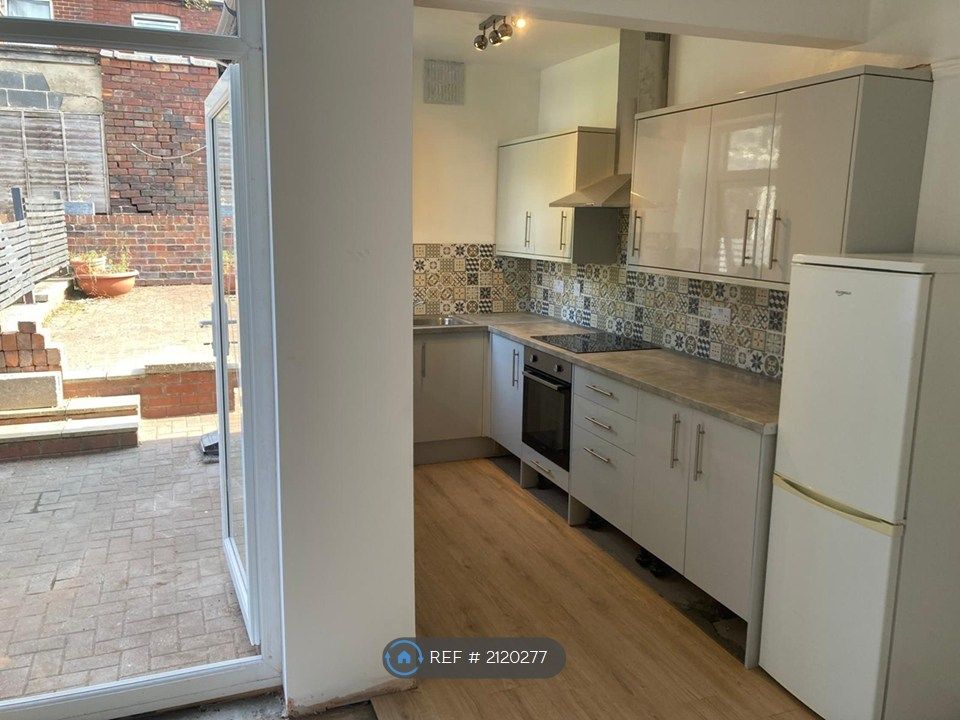 Property photo 3 of 8
