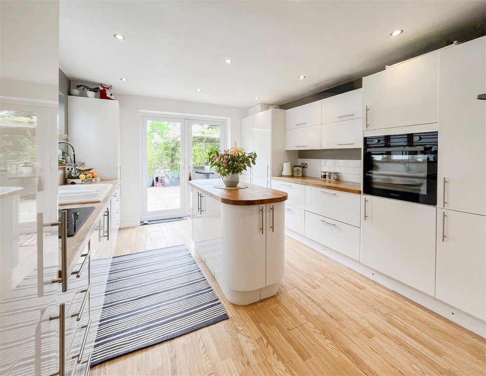 Additional image 5 of 3 bed semi-detached house for saleCherwell Road, Heathfield TN21