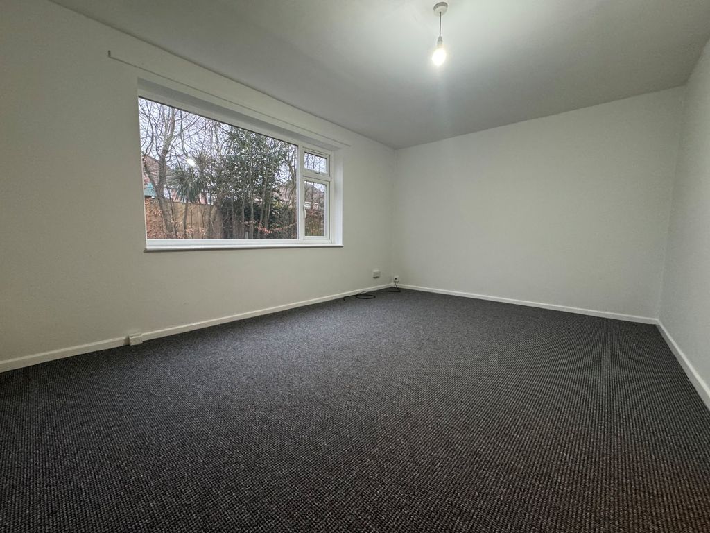 Property photo 2 of 6 Picture No. 07