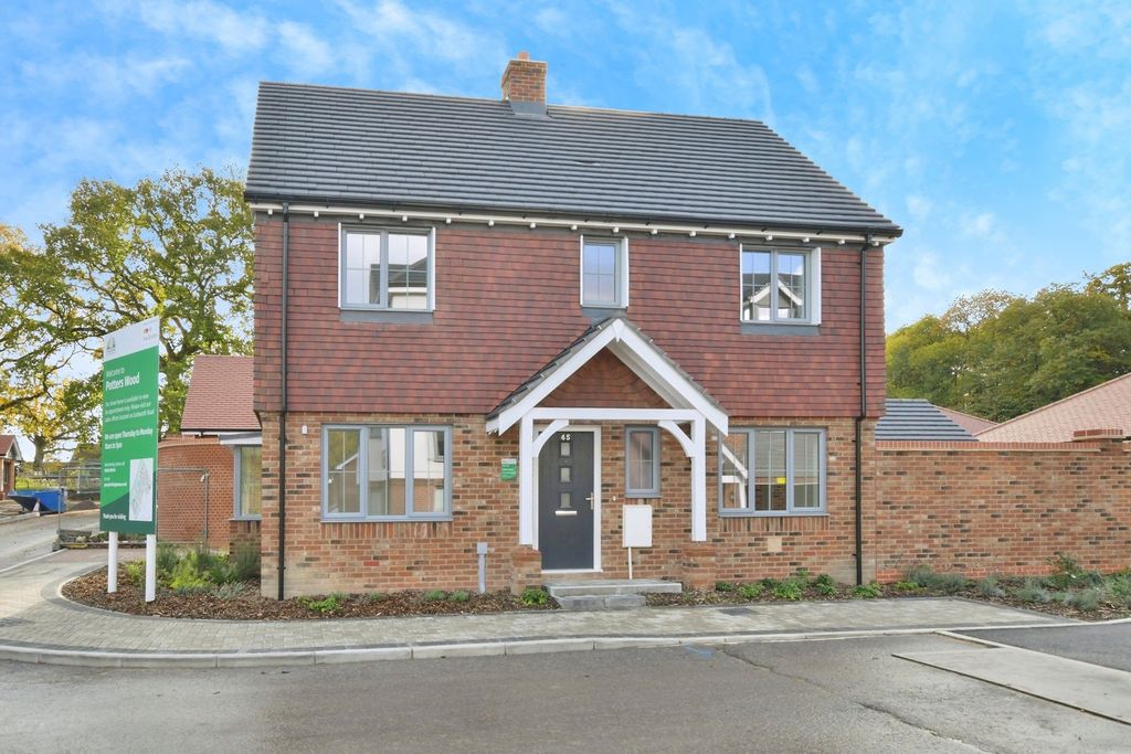 Property photo 1 of 21