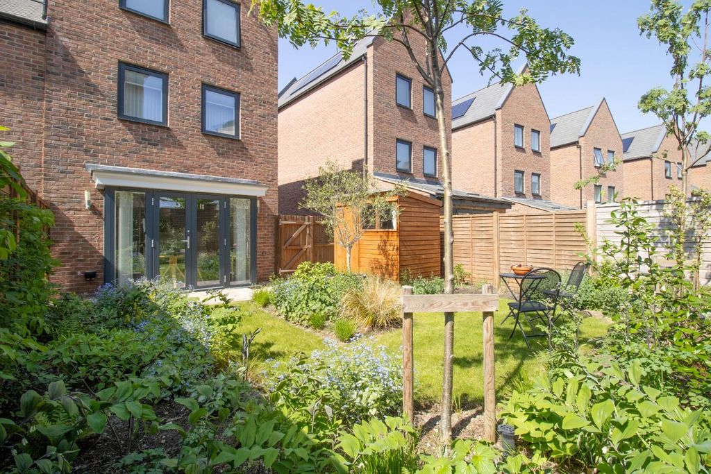 Property photo 1 of 16 Img_1216.Jpg
