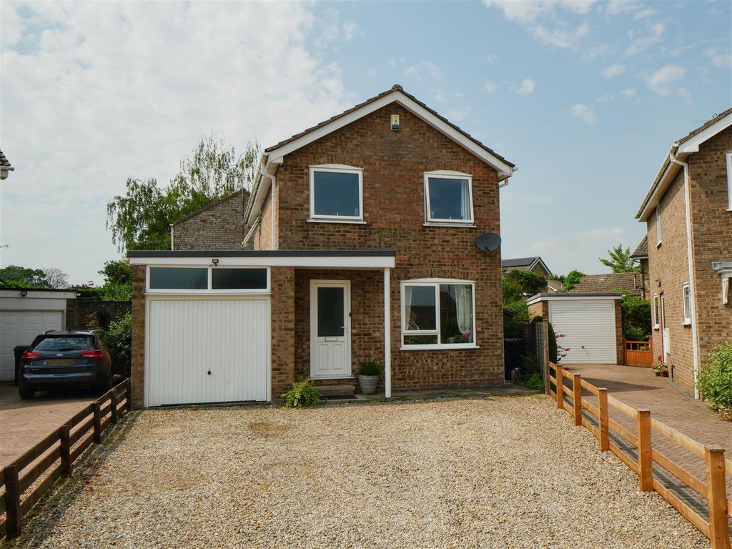Property photo 1 of 29 External