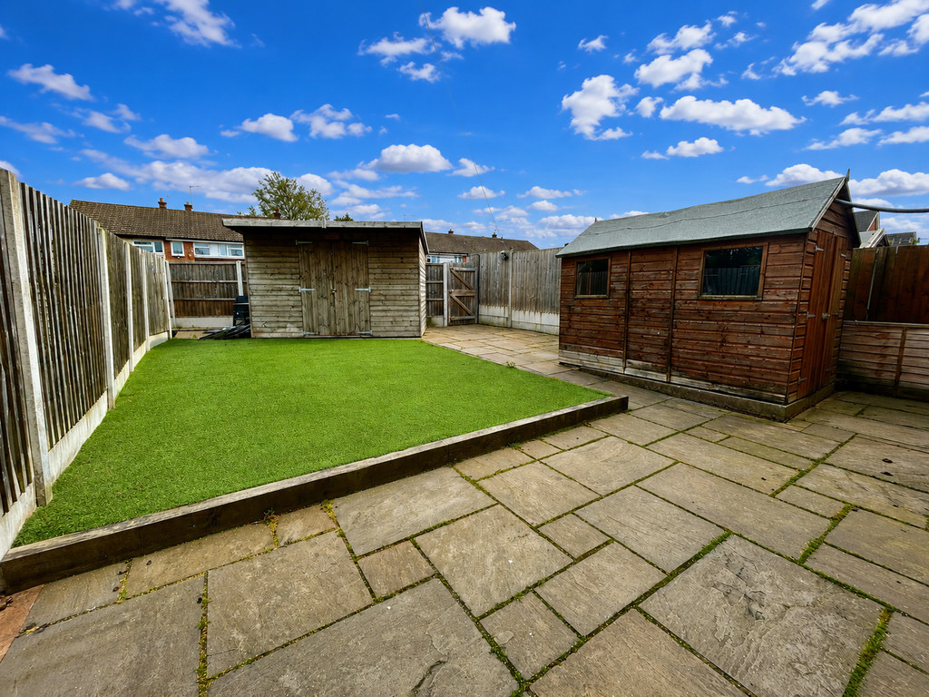 Property photo 3 of 11 Rear