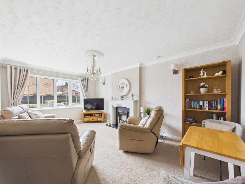 Property photo 3 of 16 4954628