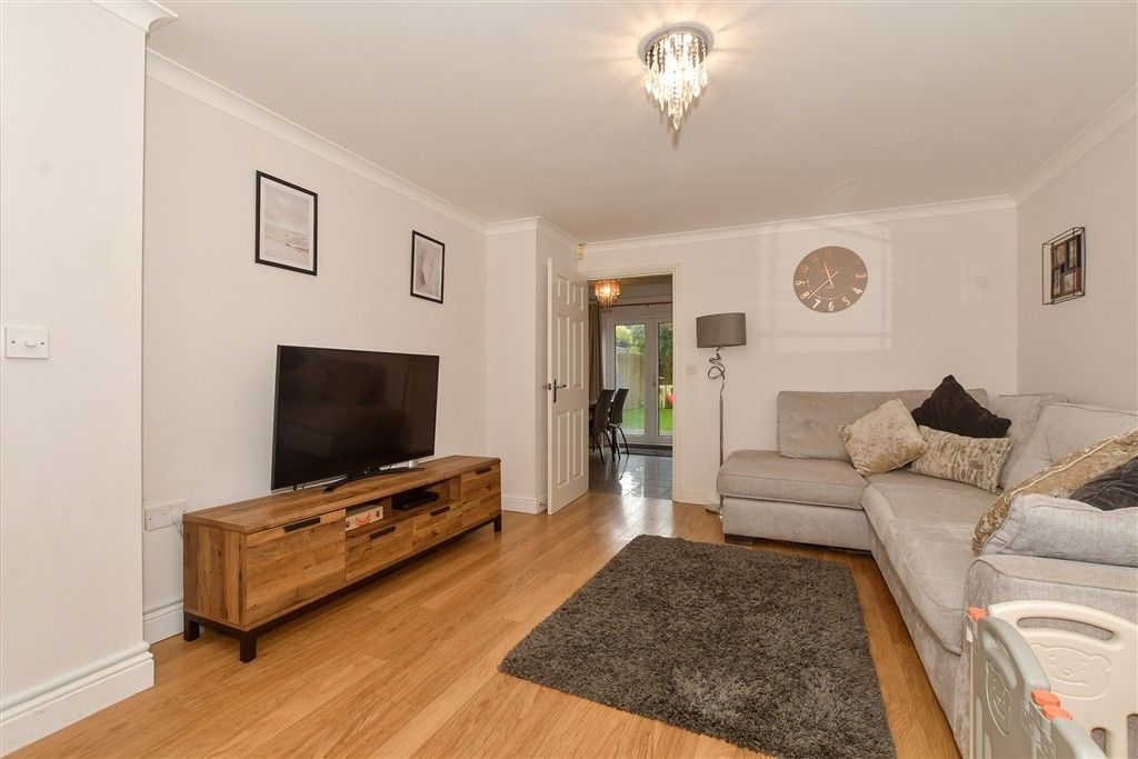 Property photo 2 of 12 Lounge