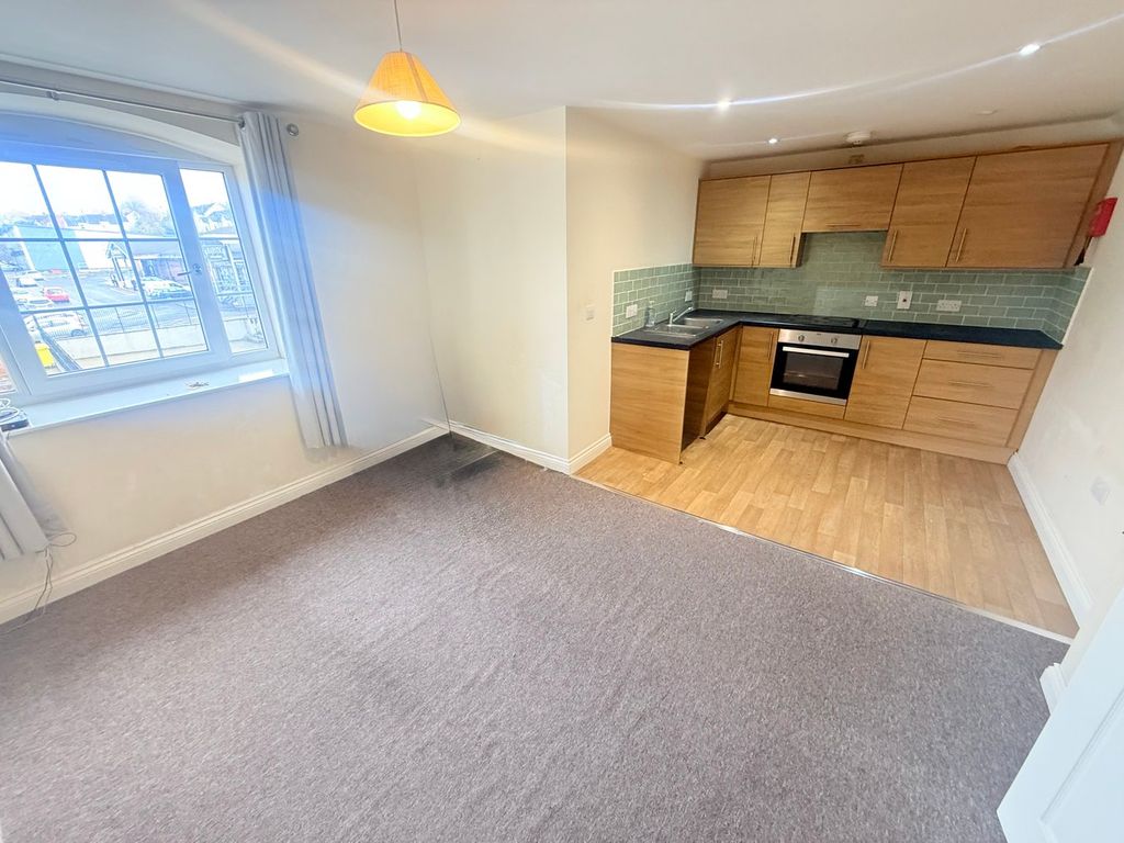 Property photo 3 of 13