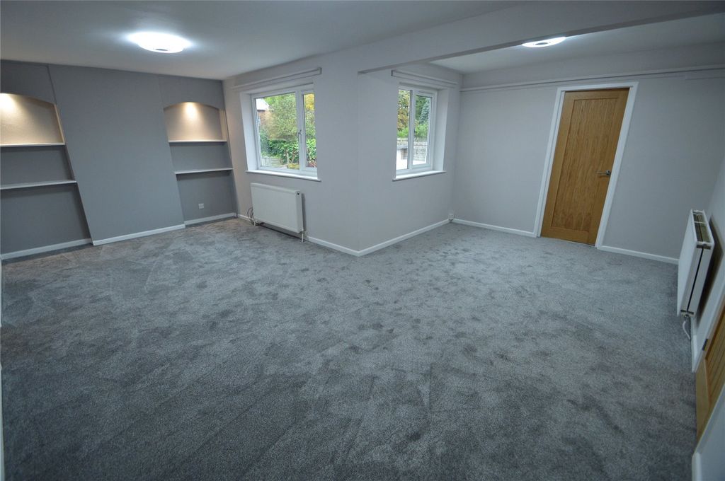 Property photo 3 of 9 Picture No. 09