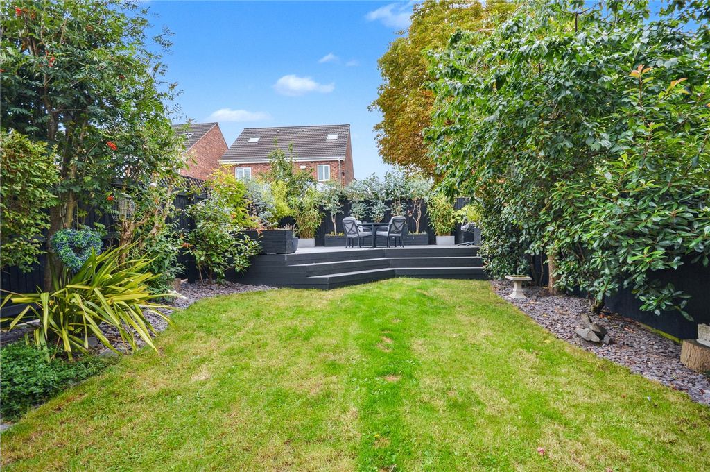 Property photo 1 of 22 Picture No. 16