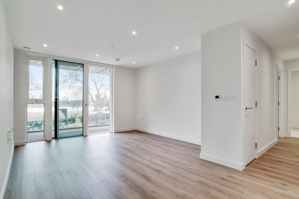 Property photo 1 of 13 3_Kitchen_Recepti...