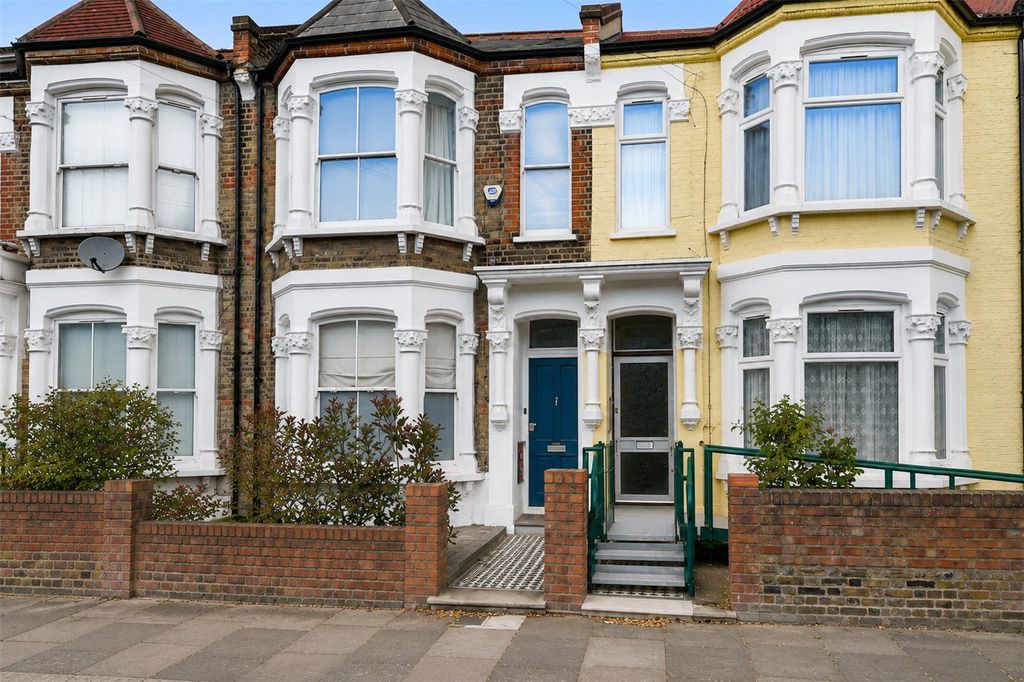 Property photo 2 of 12 Picture No. 16