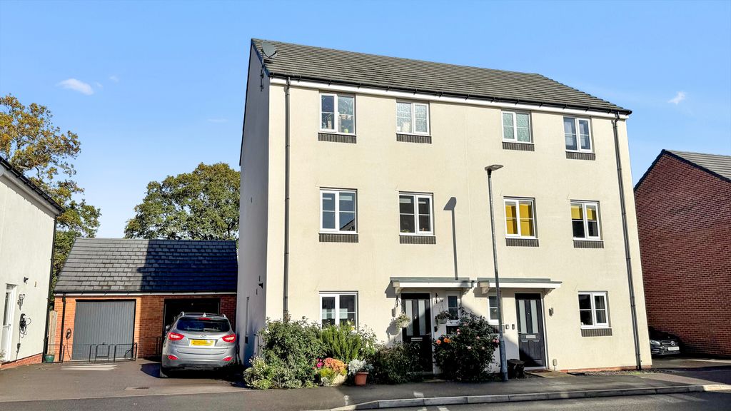 Property photo 1 of 15 Front Elevation