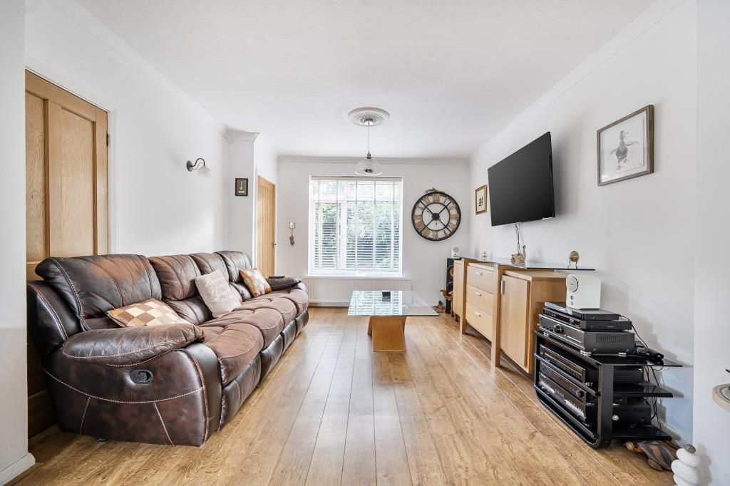 Property photo 2 of 20 Reception