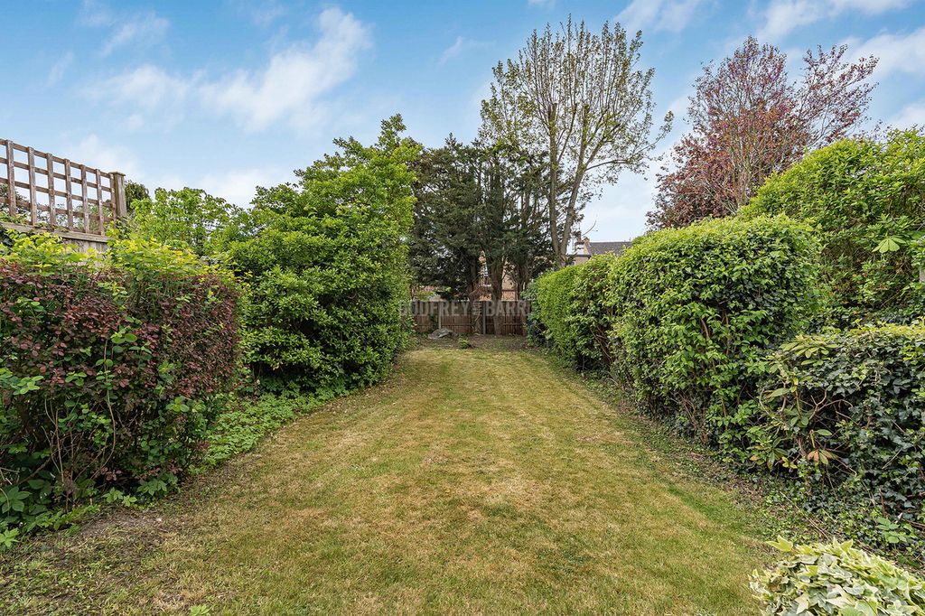 Property photo 3 of 23