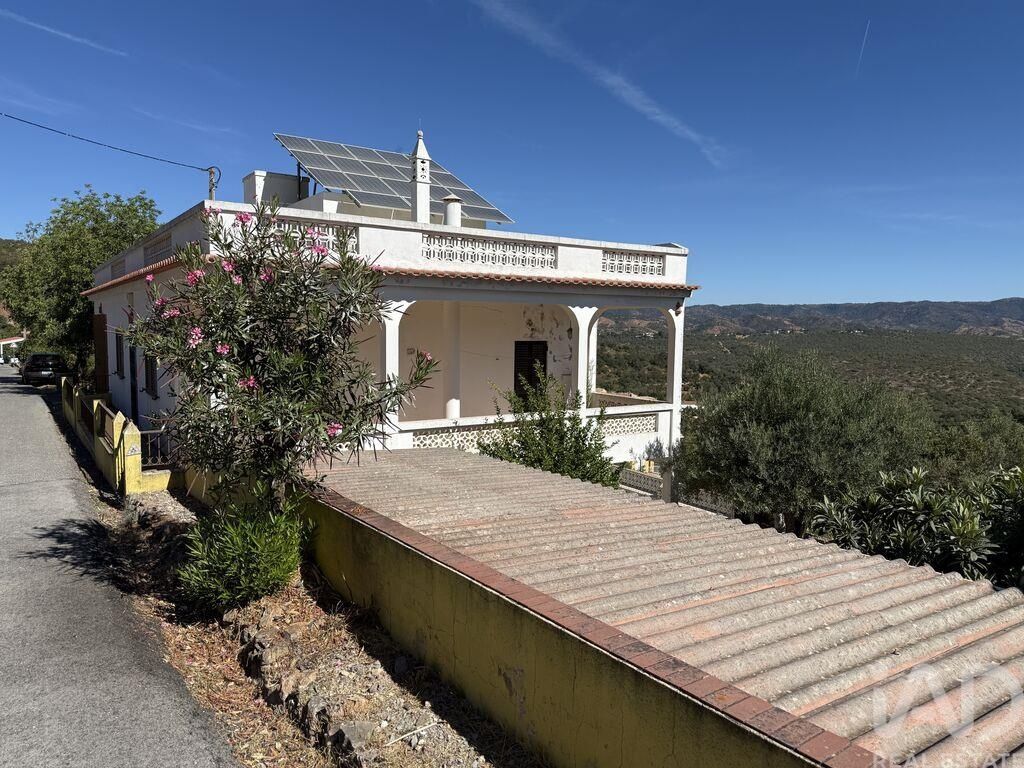 Property photo 1 of 29